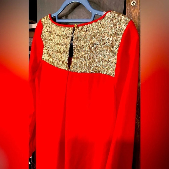 Gianni Bini red sheer sequin blouse, small, new condition - Picture 2 of 5